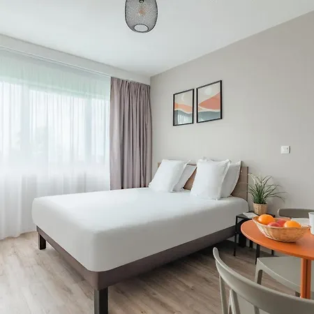 Appart'city Classic Centre 3* בורדו