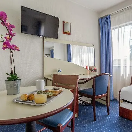 Appart'city Classic Centre 3* בורדו